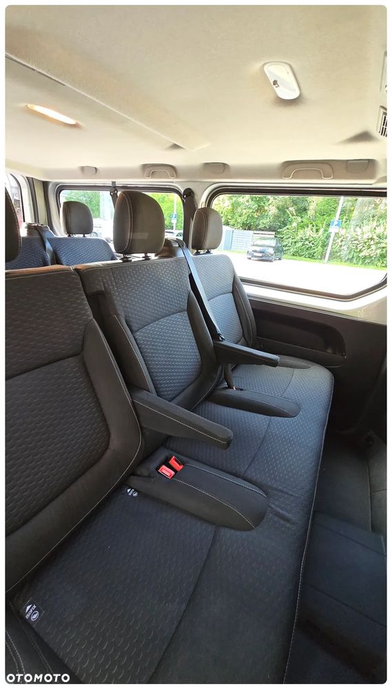 Opel Vivaro L2H1 2,9t Elegance - 14