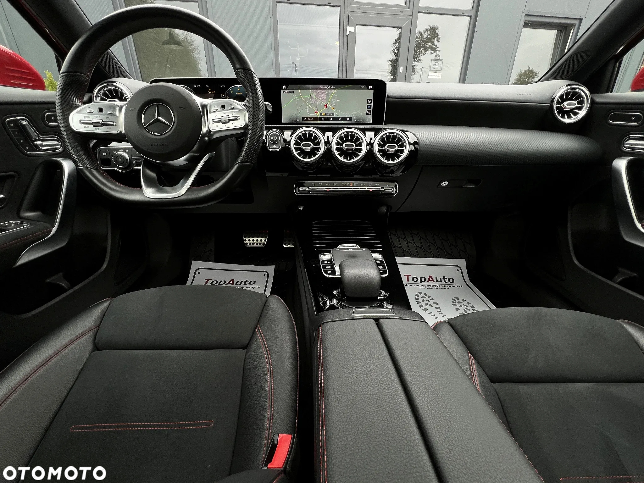 Mercedes-Benz Klasa A 220 4-Matic AMG Line 7G-DCT - 28