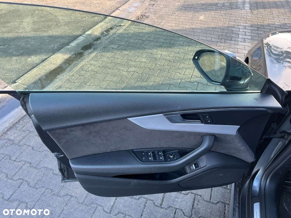 Audi A5 Sportback 35 TFSI S tronic S line - 28