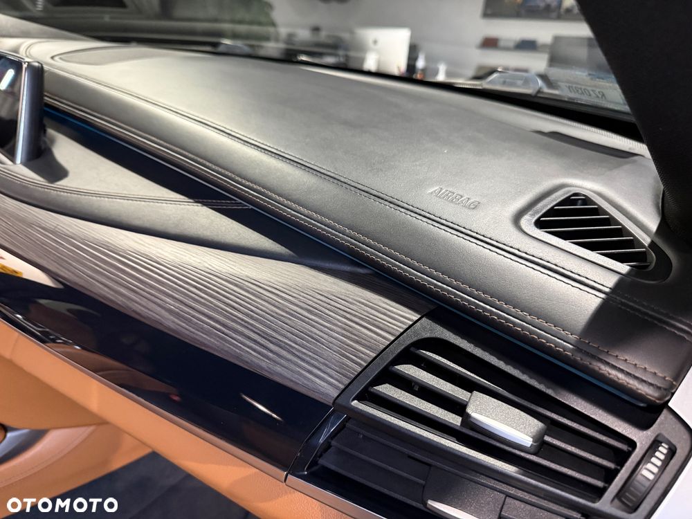 BMW X6M - 20