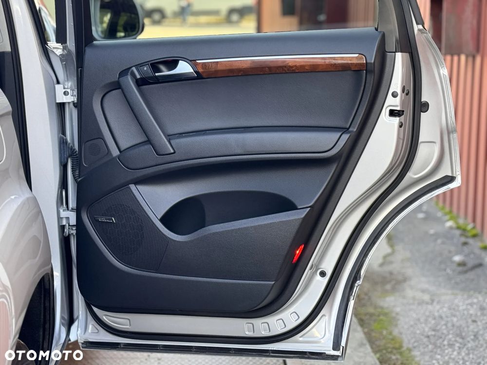 Audi Q7 3.0 TFSI Quattro Tiptronic - 26