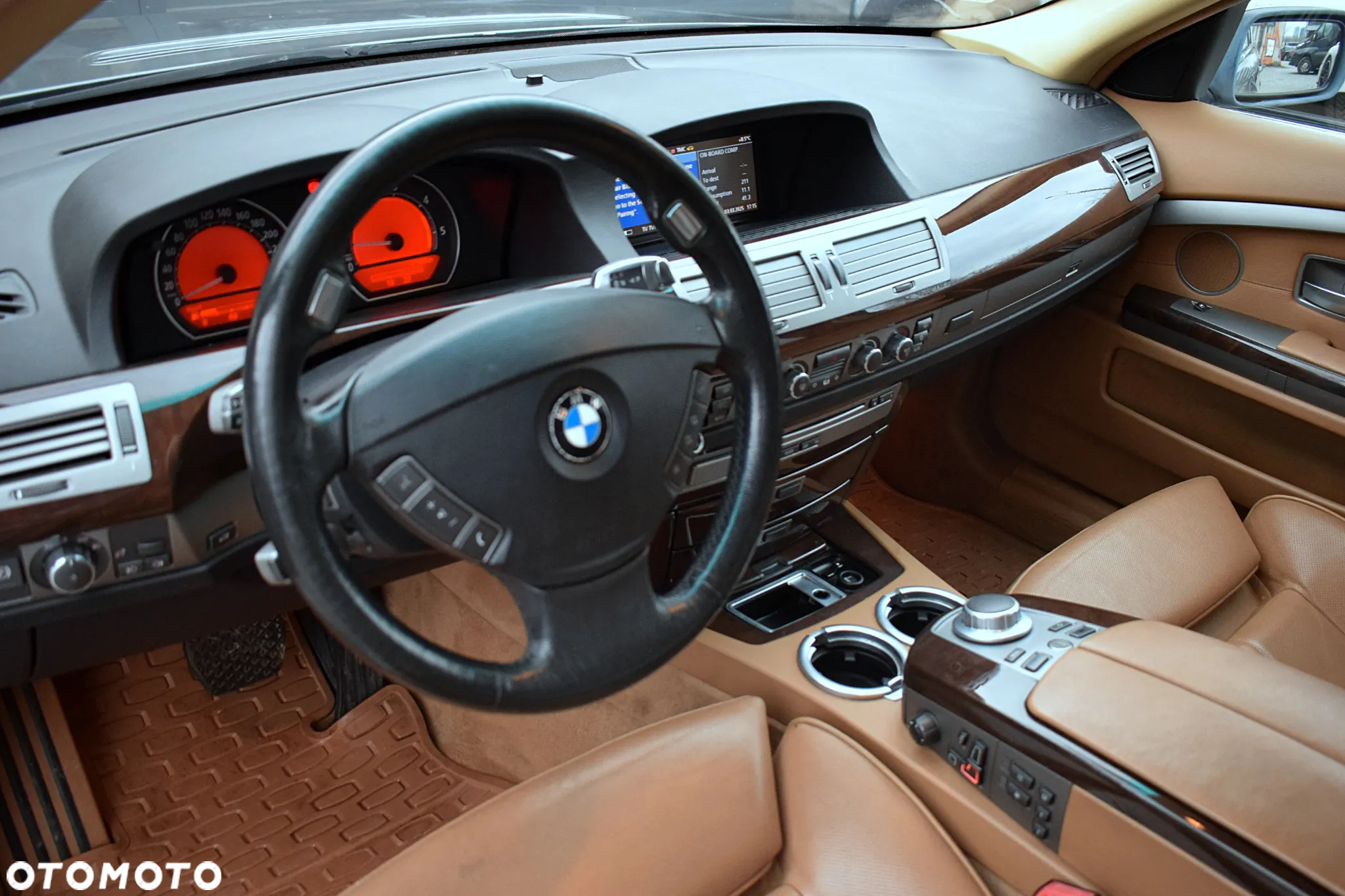 BMW Seria 7 745d - 4