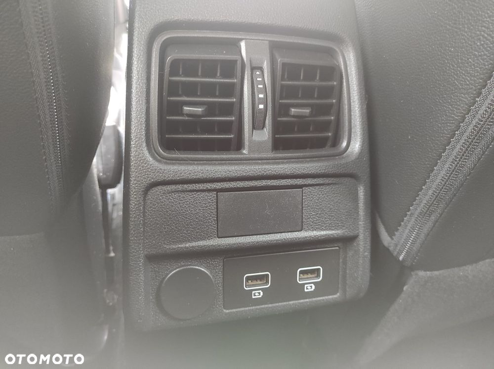 Renault Arkana 1.6 E-TECH Intens MMT - 19