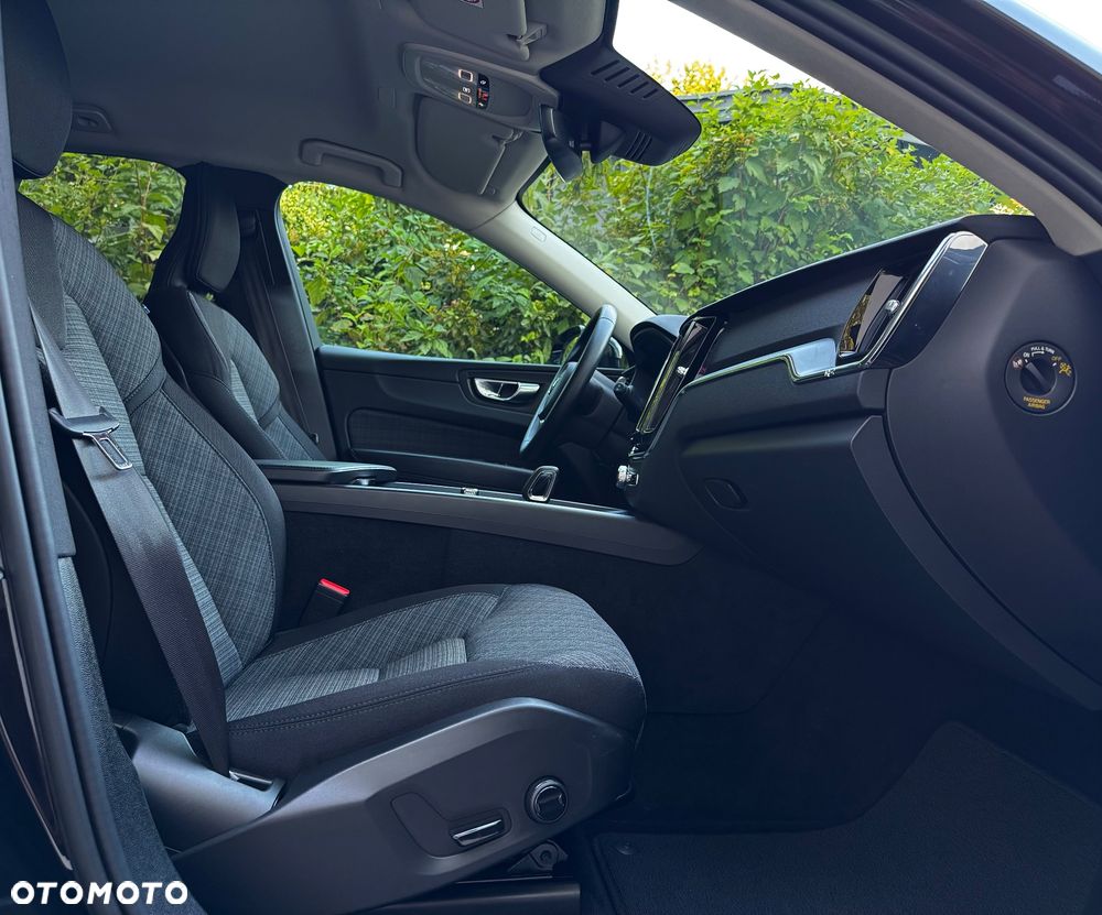 Volvo XC 60 B4 D Core - 10