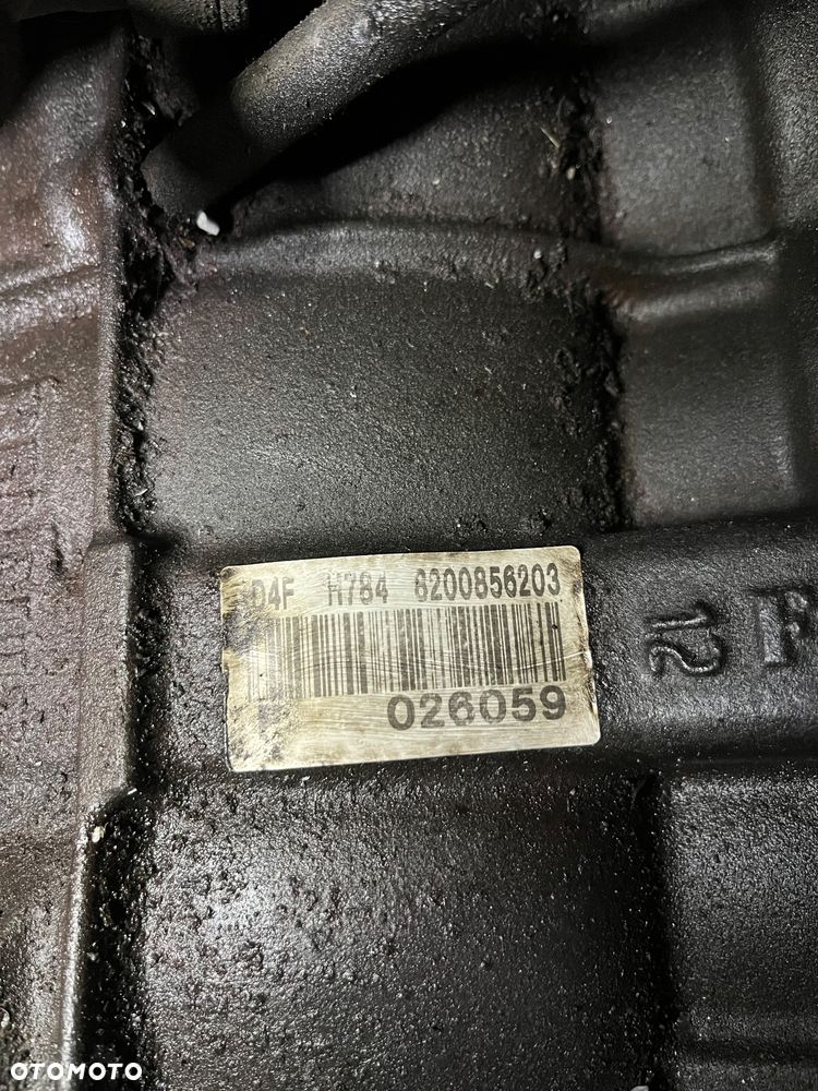 Silnik słupek D4F784 1.2 TCE TURBO Renault Clio III Modus - 2