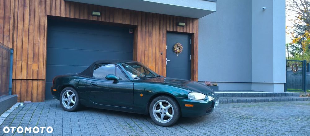 Mazda MX-5 1.6i 16V - 2