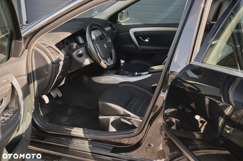 Renault Laguna - 11