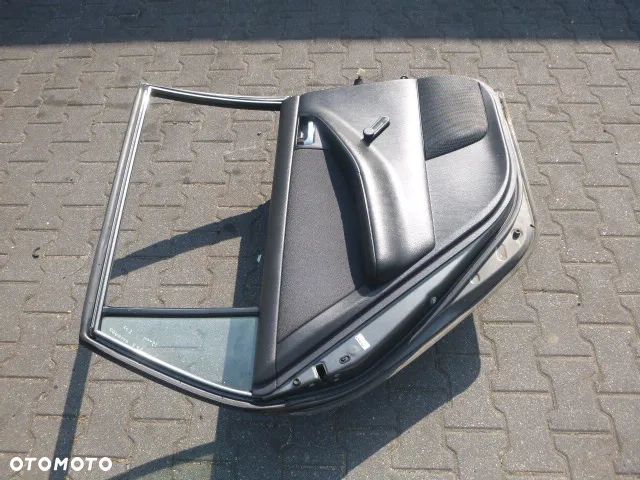 DRZWI LEWY TYŁ LEWE TYLNE KOMPLETNE TOYOTA COROLLA E12 KOMBI KOLOR 1C3 - 14