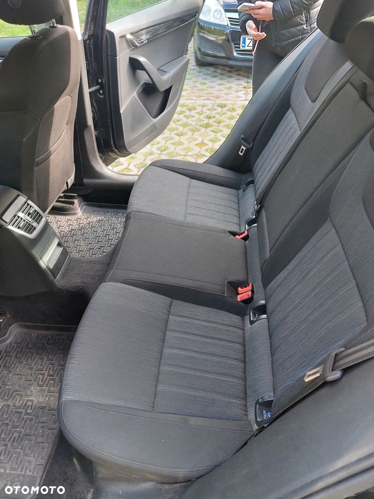 Skoda Octavia 2.0 TSI Style DSG - 6