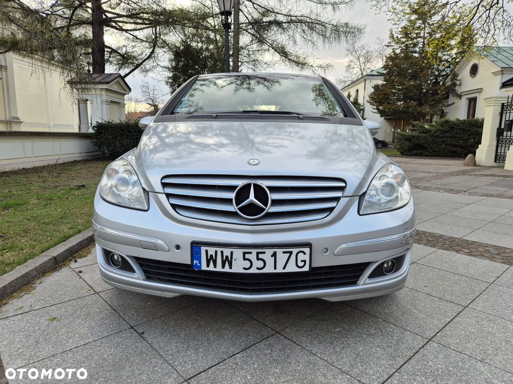 Mercedes-Benz Klasa B 200 CDI - 26