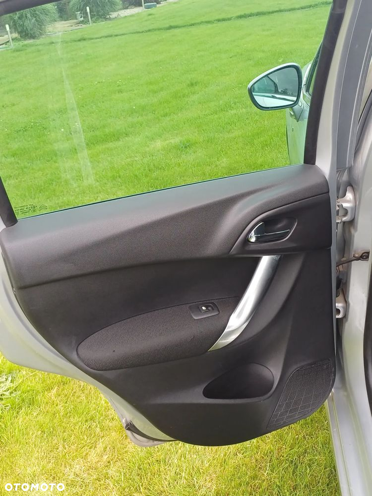 Citroën C3 VTi 120 Automatik Exclusive - 16