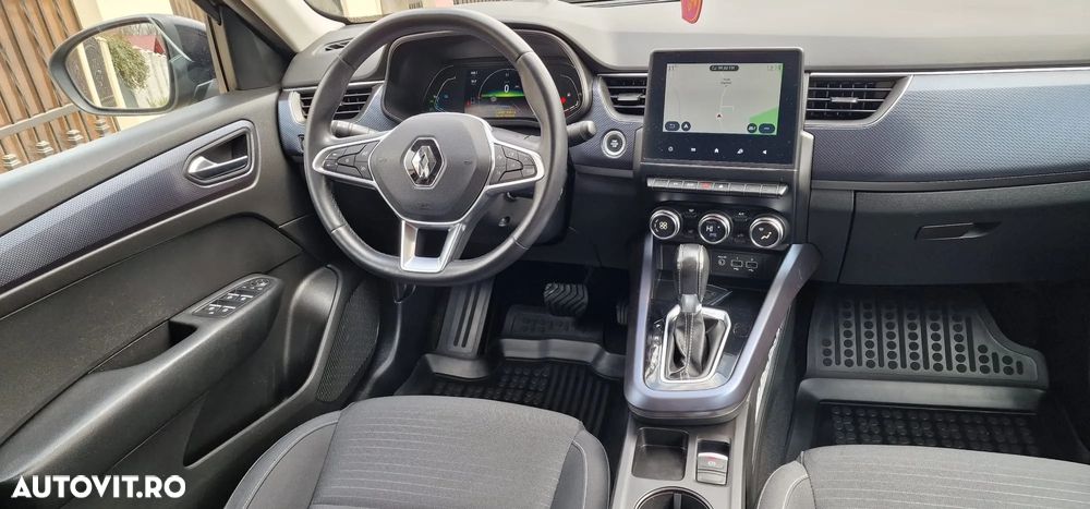 Renault Arkana E-TECH 145 Evolution - 25