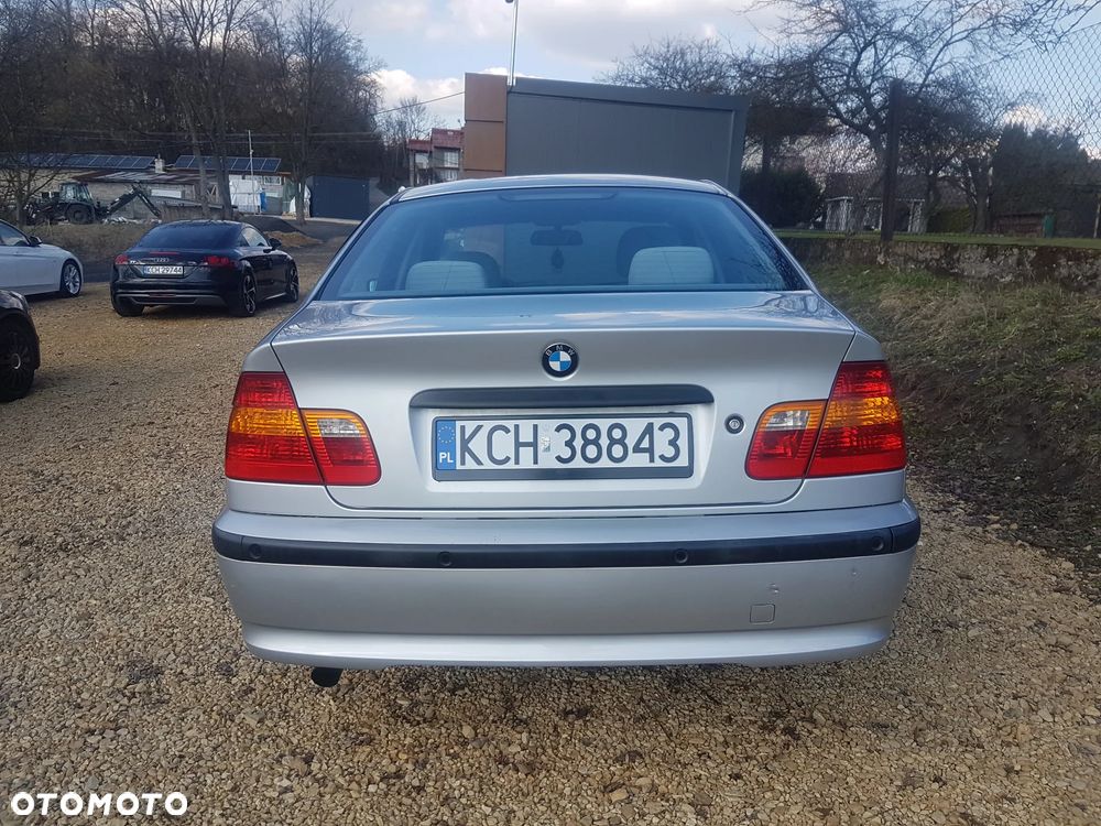 BMW Seria 3 - 12