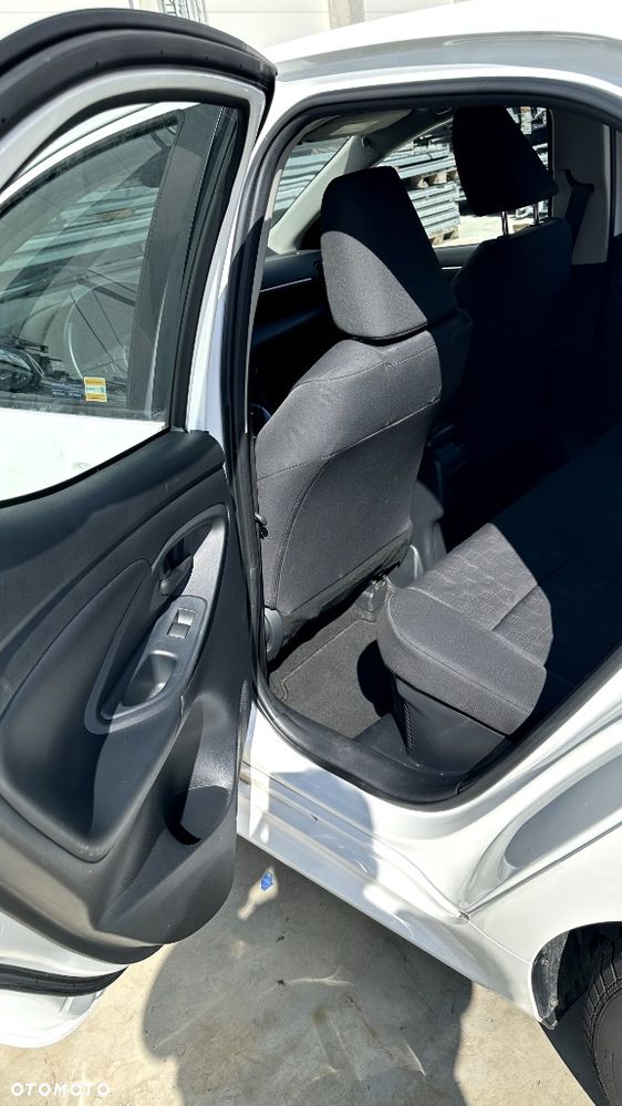 Toyota Yaris Hybrid 1.5 Comfort - 7