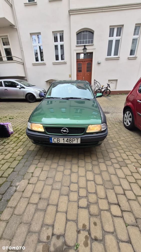 Opel Astra - 2