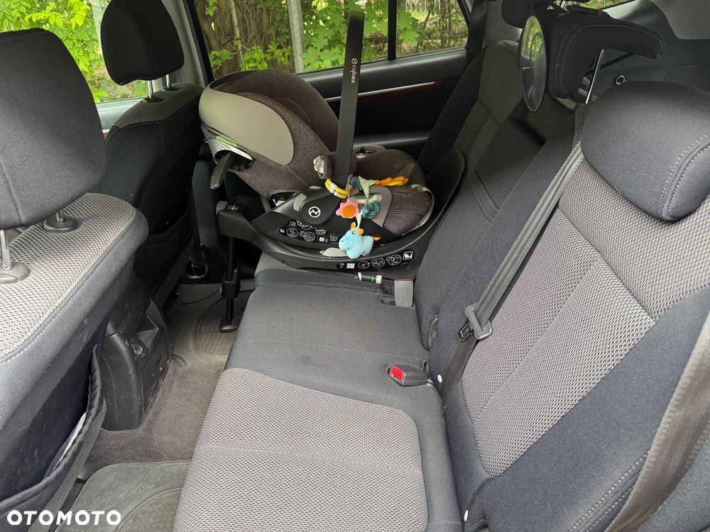 Hyundai Santa Fe - 9