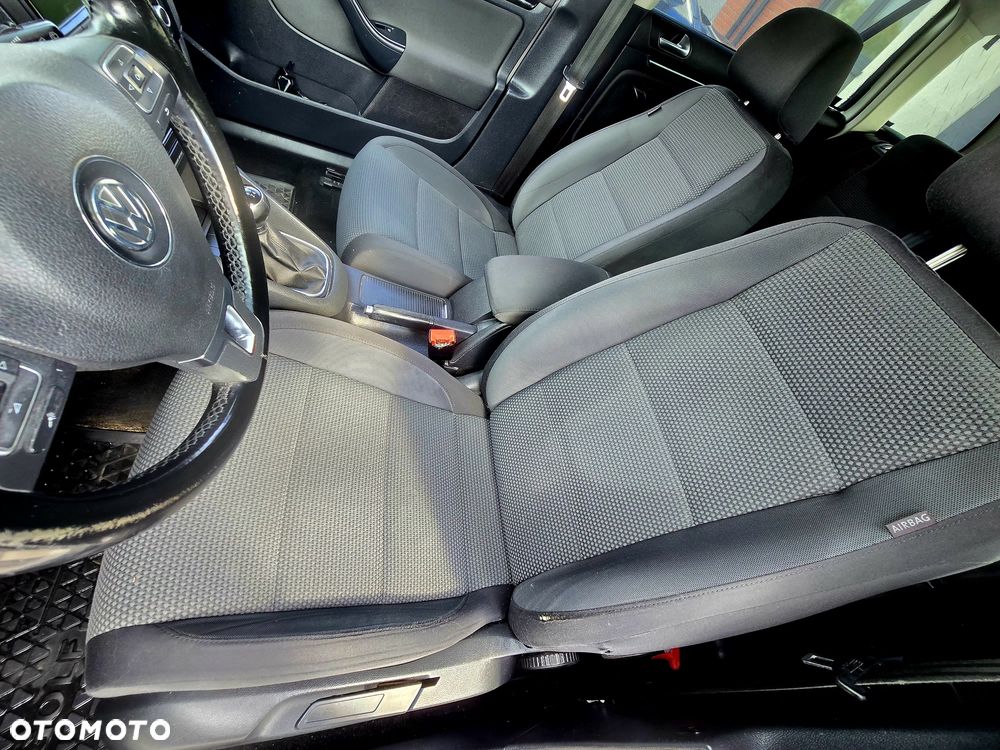 Volkswagen Golf 1.6 Comfortline - 6