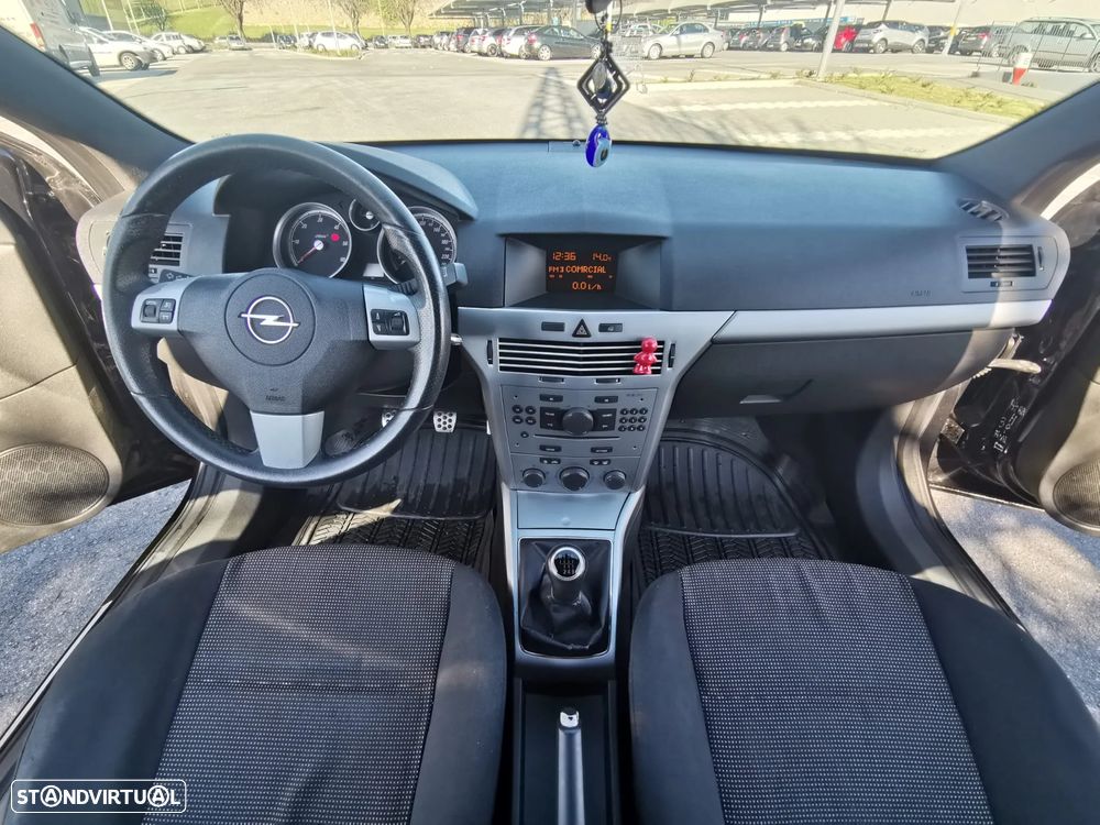 Opel Astra GTC 1.3 CDTI - 3