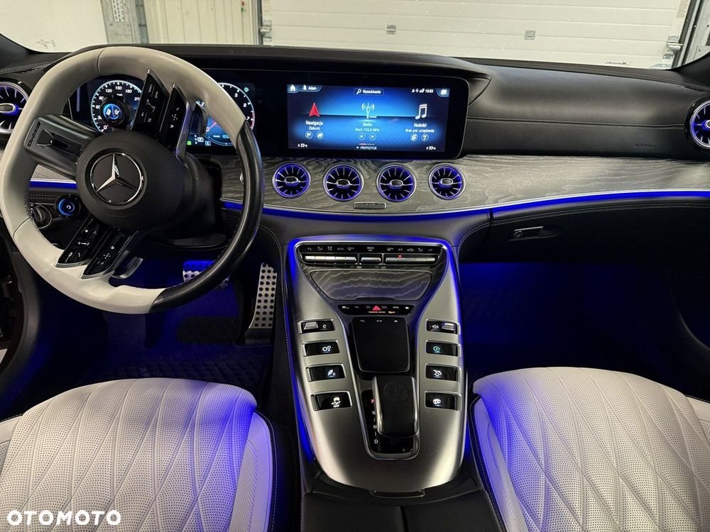 Mercedes-Benz AMG GT - 15
