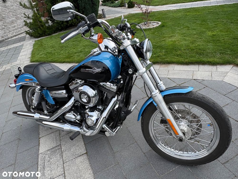 Harley-Davidson Dyna Super Glide - 4