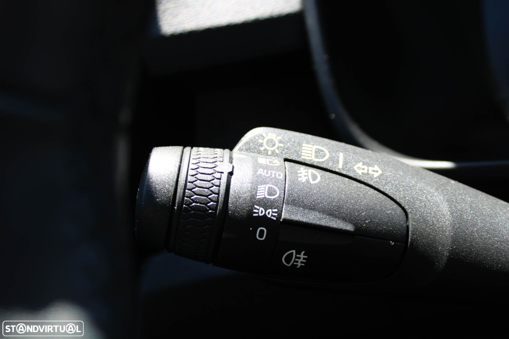 Volvo XC 40 1.5 T2 Momentum Core - 29