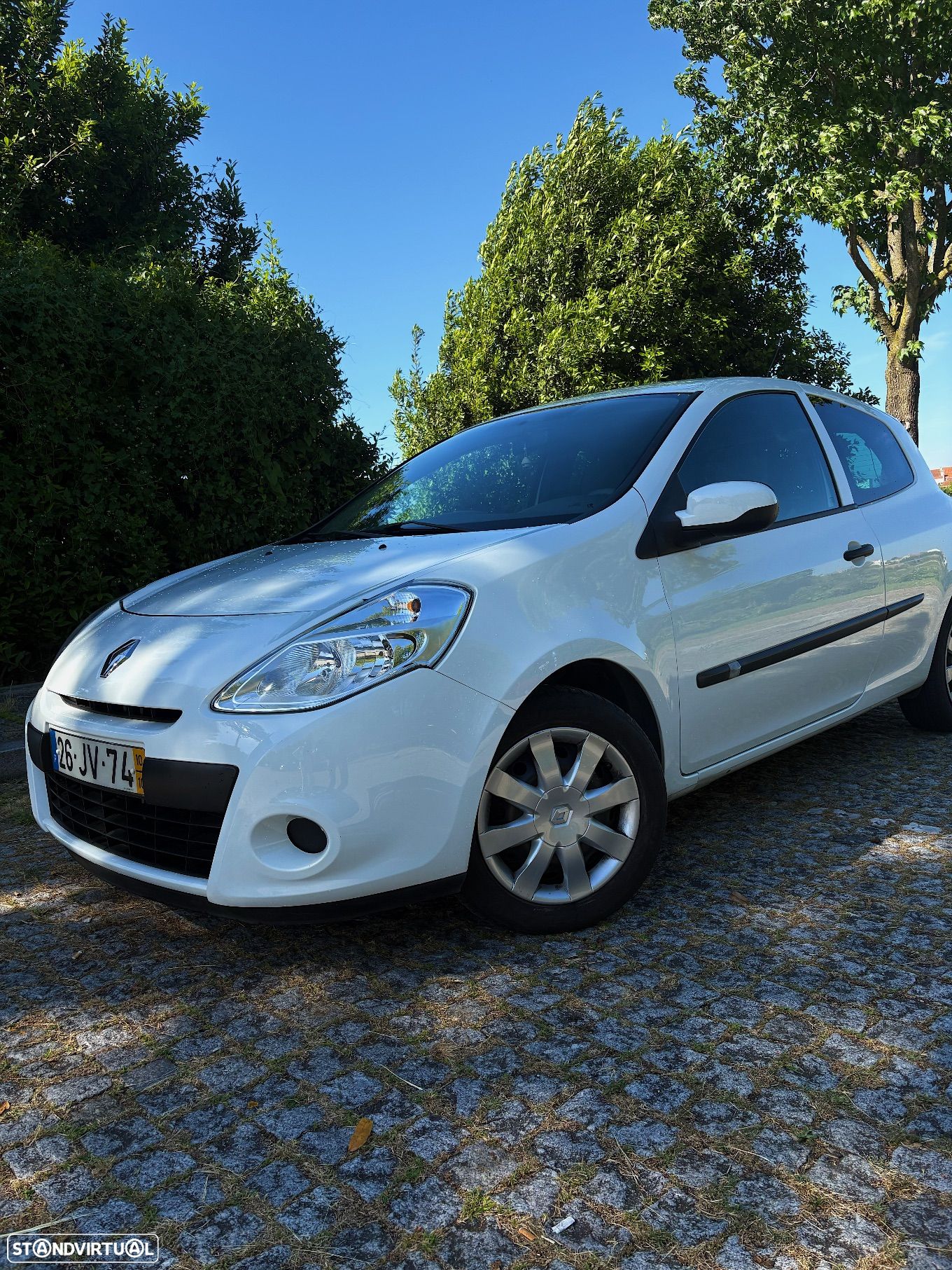 Renault Clio - 1