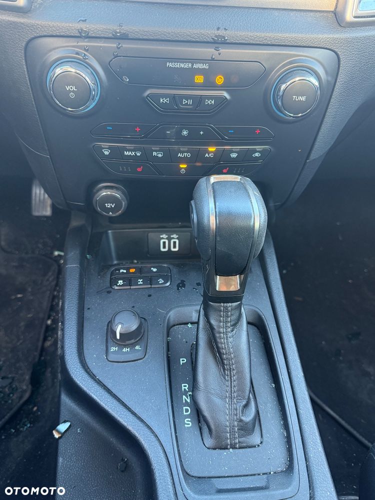 Ford Ranger 2.0 EcoBlue 4x4 DC Limited - 13