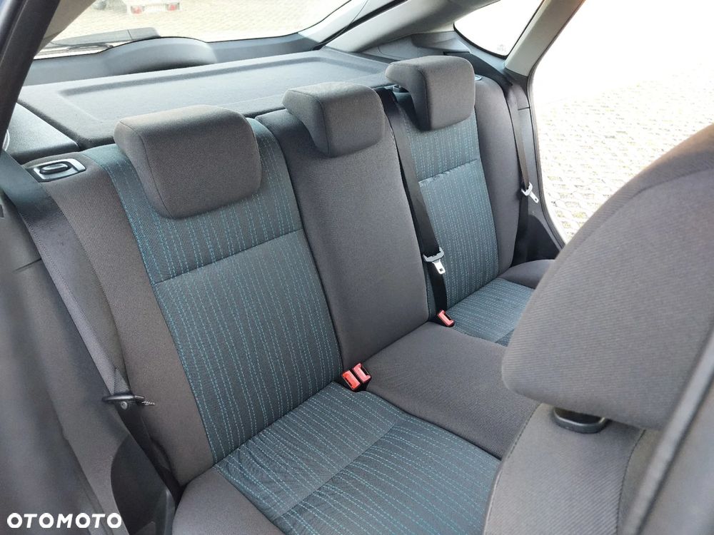 Ford Focus - 36