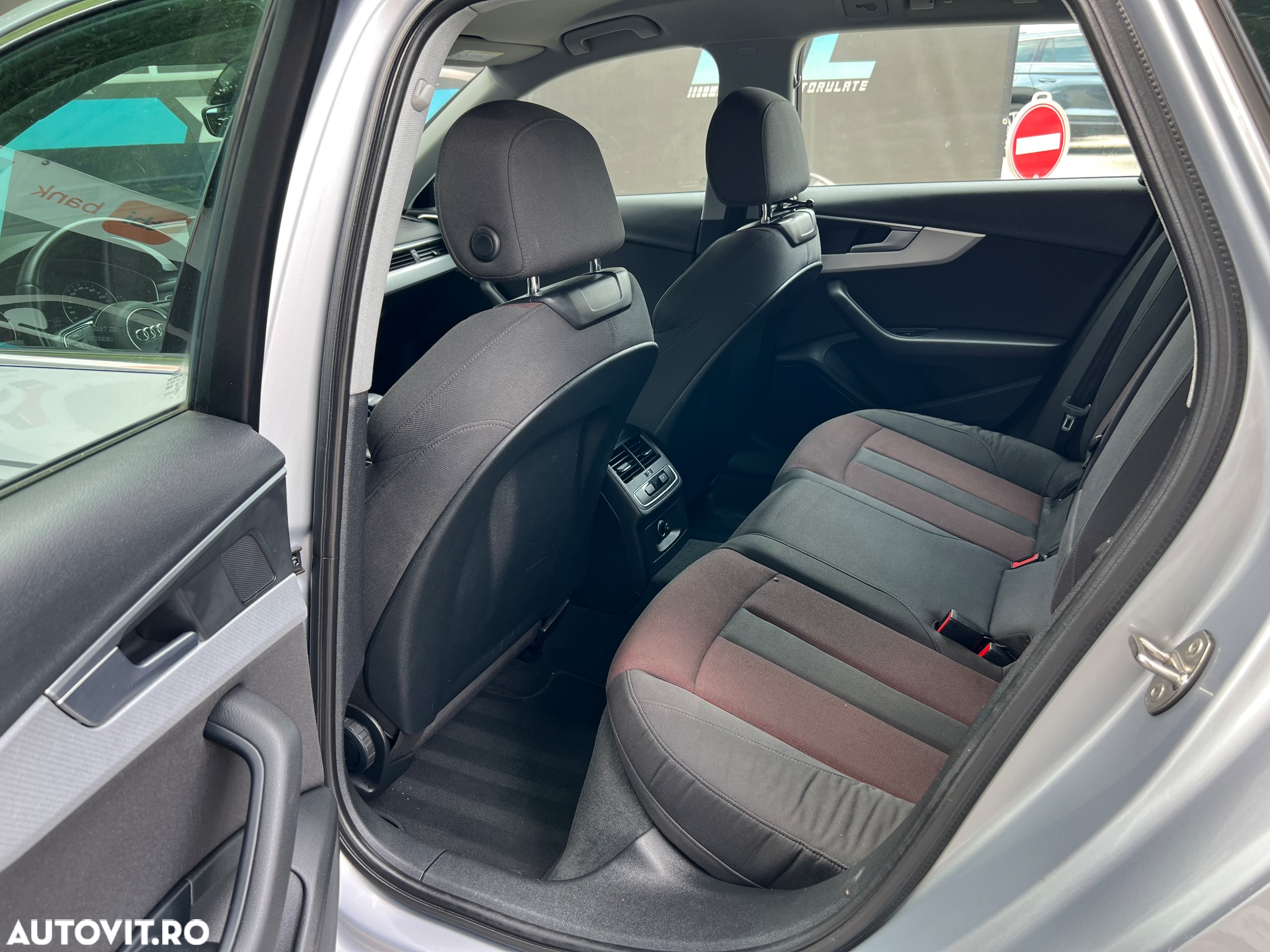 Audi A4 Avant 2.0 TDI S tronic Sport - 13