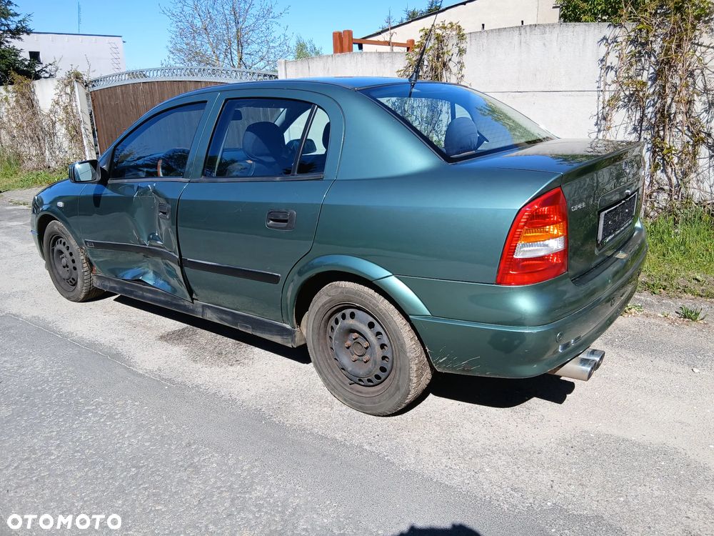 Opel Astra - 3