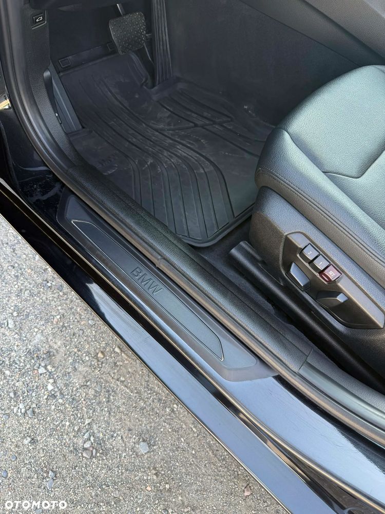 BMW Seria 3 320i xDrive - 15