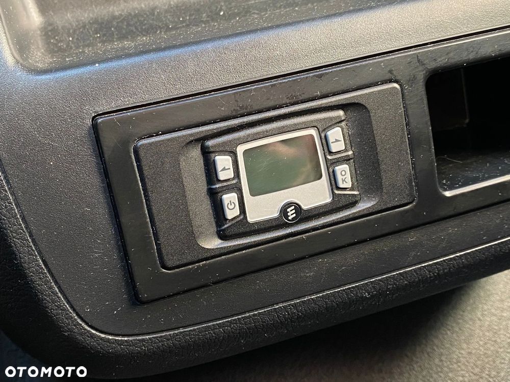 Mercedes-Benz Vito - 32