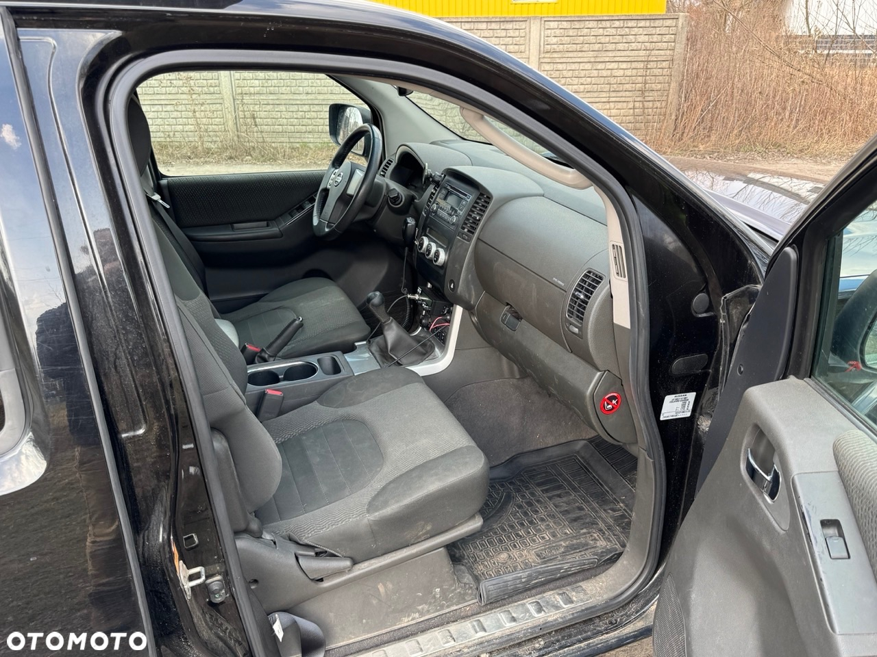 Nissan Pathfinder - 24