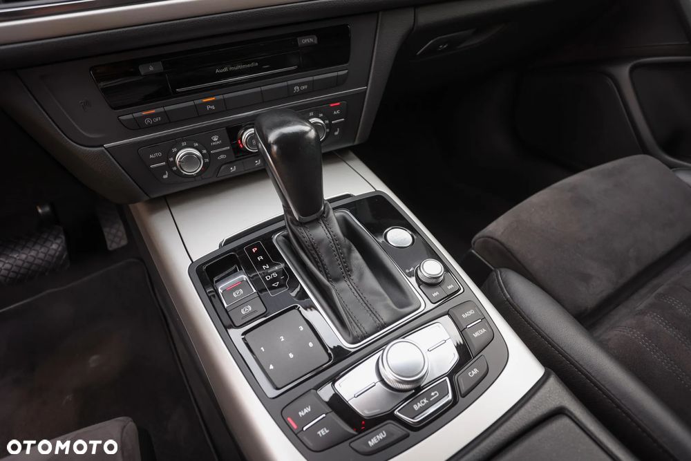 Audi A6 Avant 2.0 TDI Ultra DPF S tronic - 26