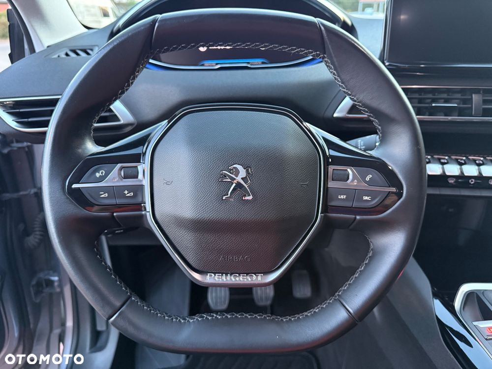 Peugeot 5008 1.5 BlueHDI Allure S&S - 17