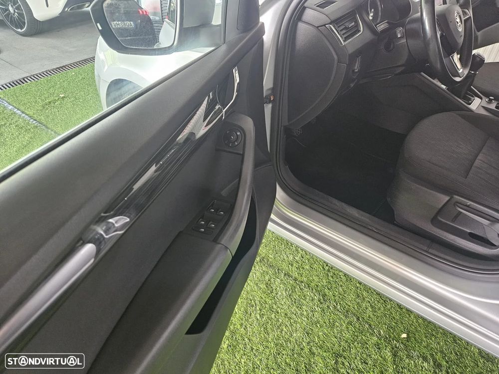 Skoda Octavia 1.6 TDI Ambition - 13