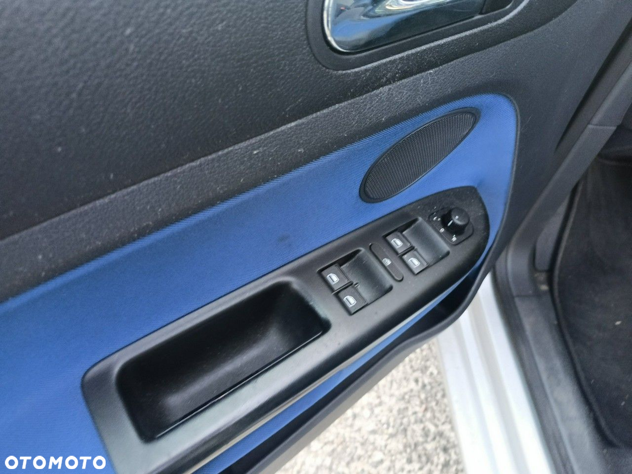 Volkswagen Golf Plus - 32