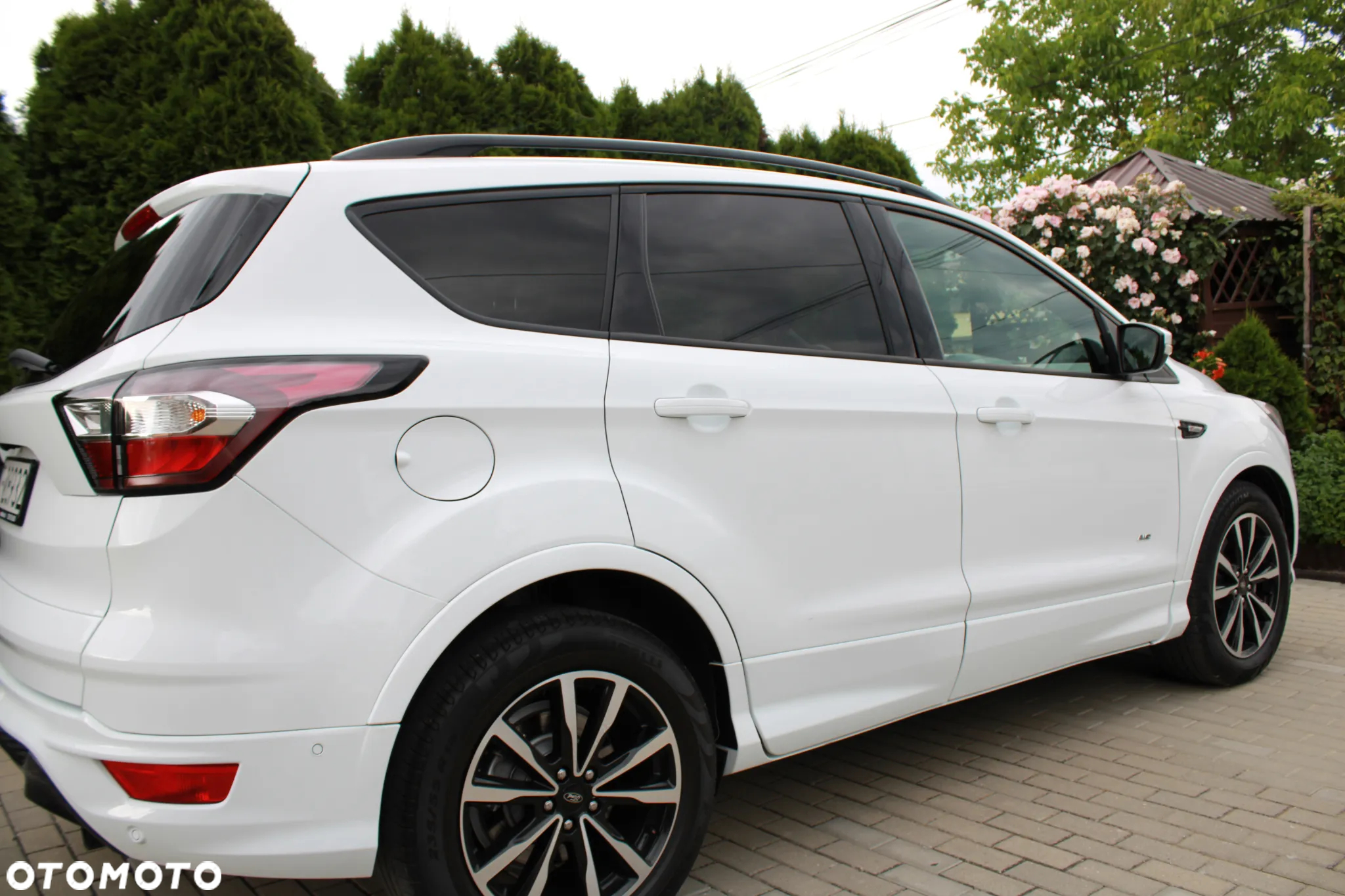 Ford Kuga 2.0 TDCi AWD ST-Line - 32