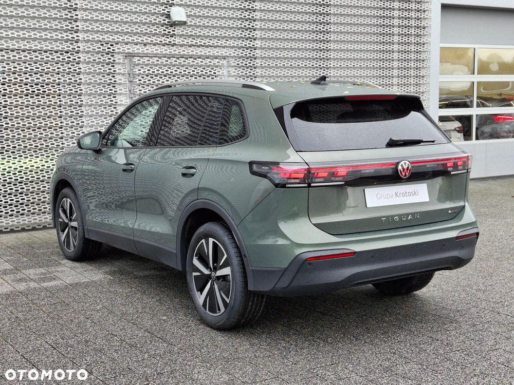 Volkswagen Tiguan - 5