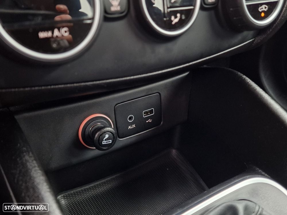 Fiat Tipo 1.3 M-Jet Lounge J17 - 24