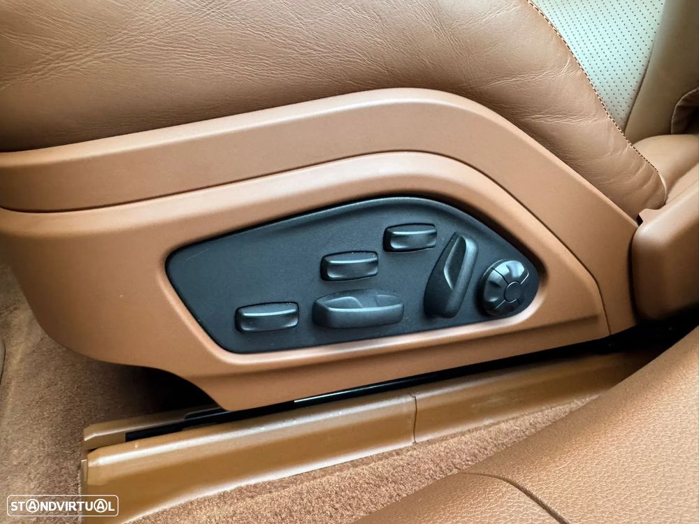Porsche Panamera Sport Turismo 4S E-Hybrid - 3