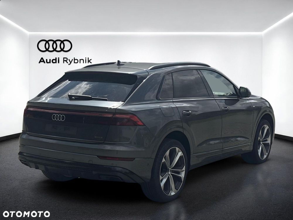 Audi Q8 - 5