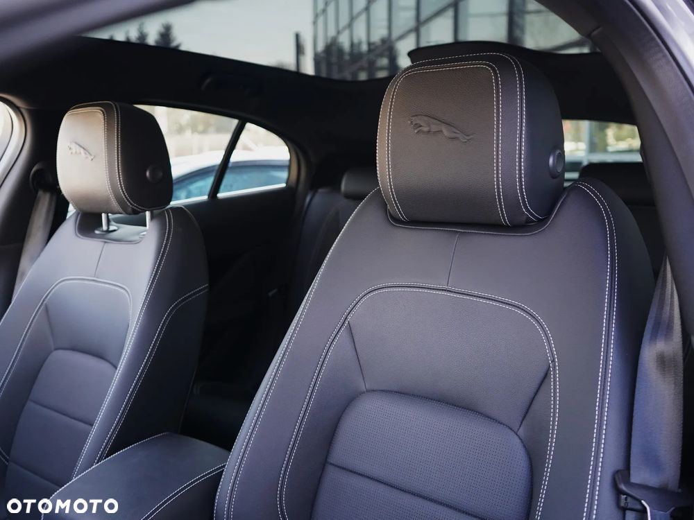 Jaguar I-Pace EV400 AWD R-Dynamic SE - 13
