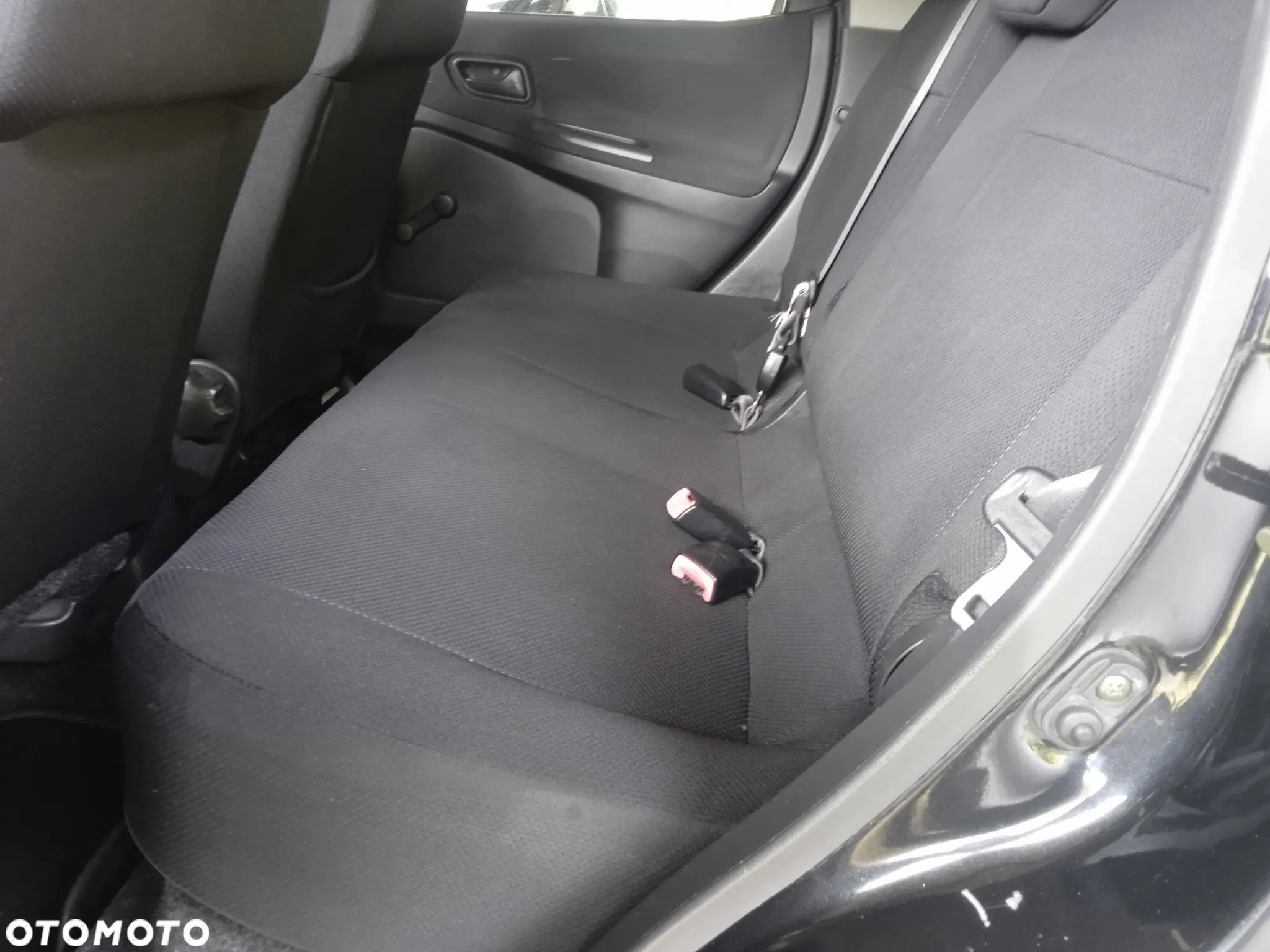 Suzuki Ignis - 10