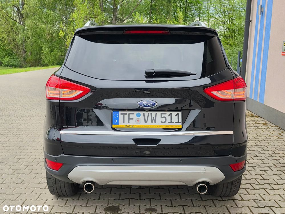 Ford Kuga 2.0 TDCi 2x4 Titanium - 28