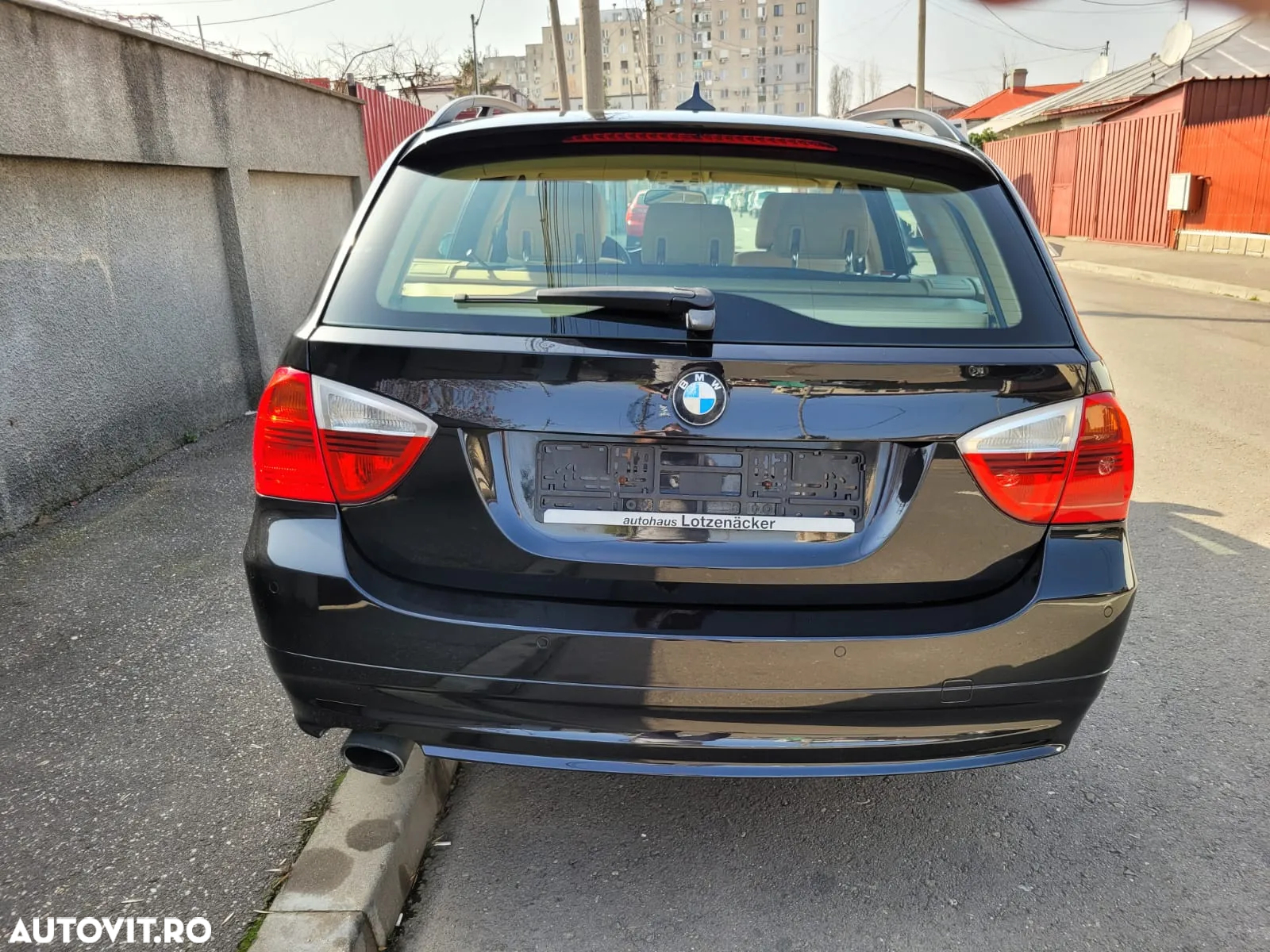 BMW Seria 3 320i Touring Aut. Edition Exclusive - 8