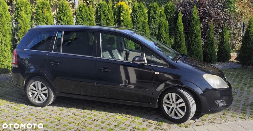 Opel Zafira - 4