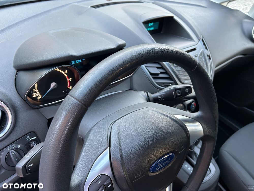 Ford Fiesta - 15