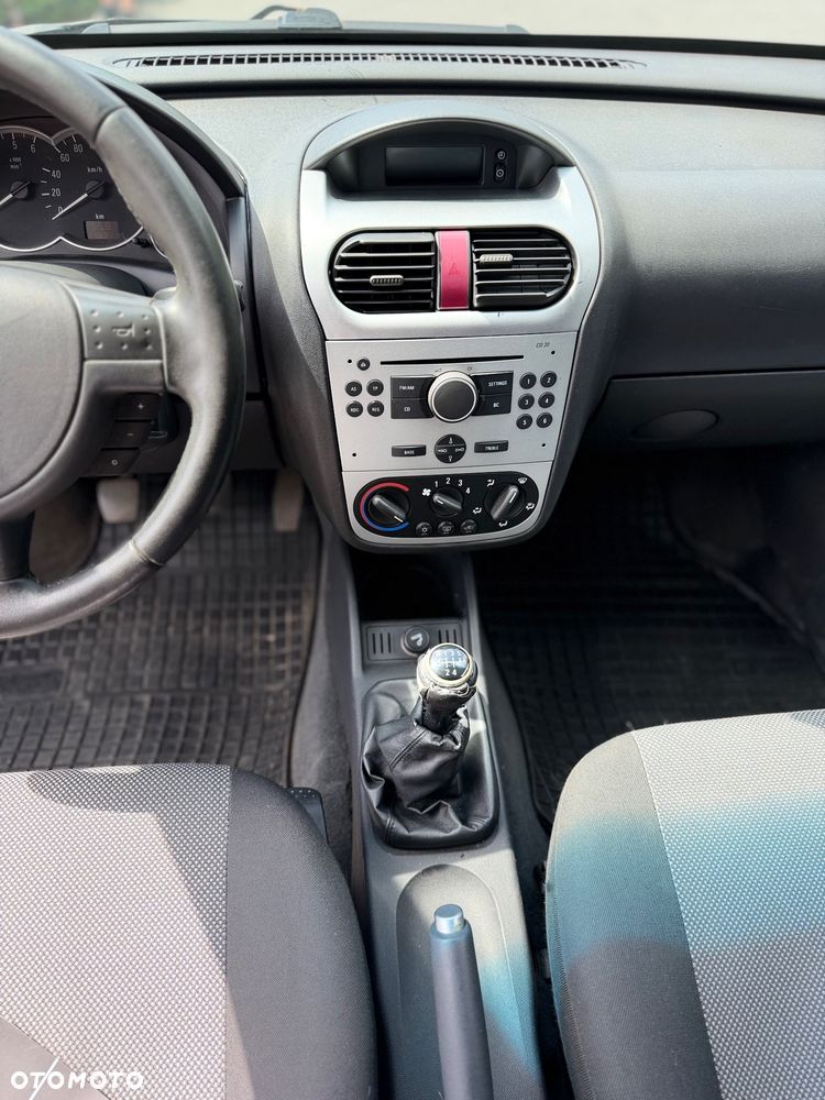 Opel Combo Tour Cosmo - 10