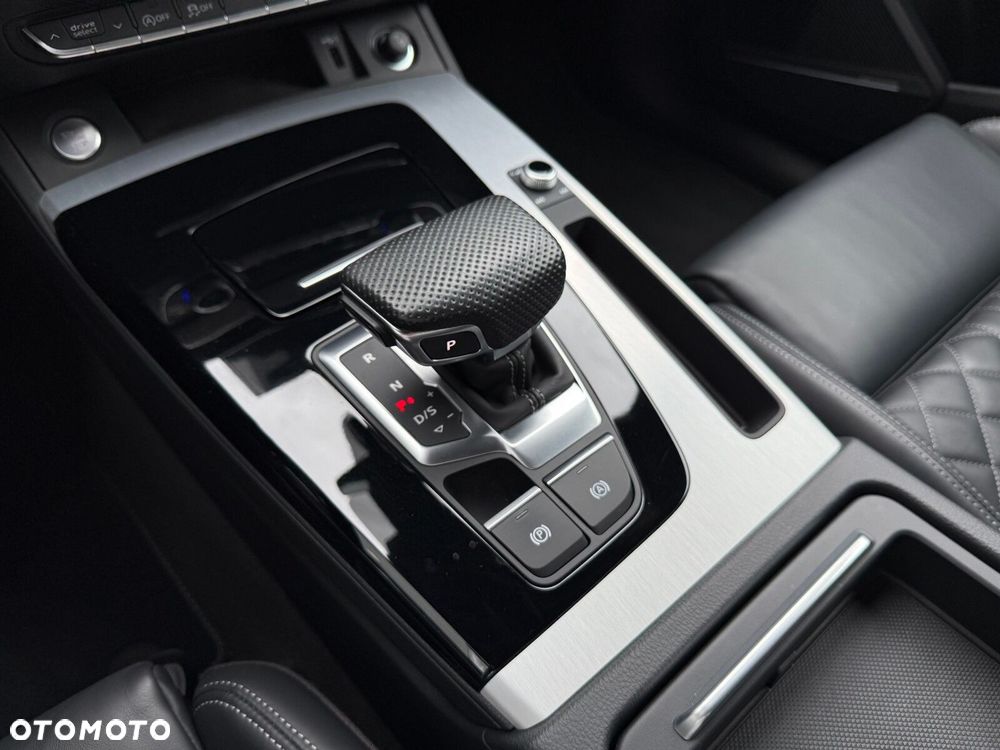 Audi Q5 Sportback - 27